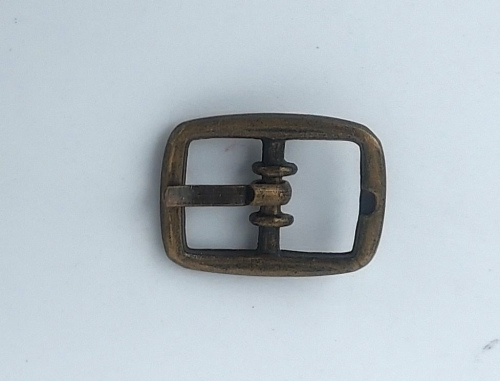 Tiny buckle